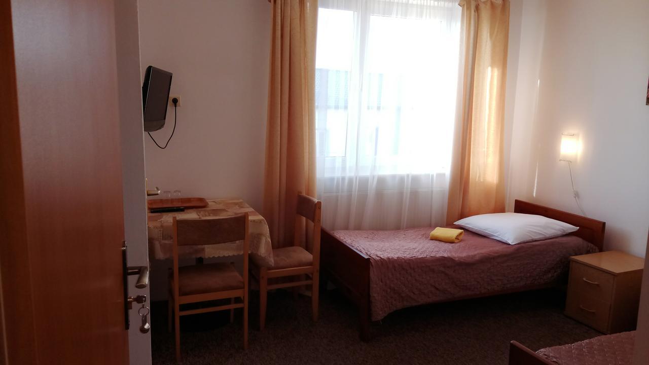 Hotel Eden 24H Rzeszów Eksteriør bilde
